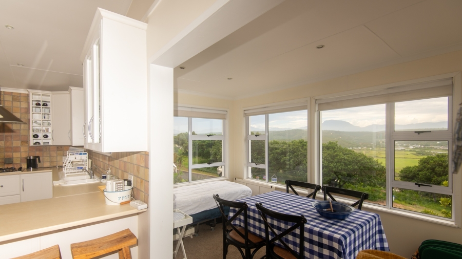 4 Bedroom Property for Sale in Bergsig Western Cape